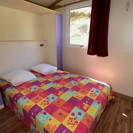 Campeggio L'oasis De Provence 4*